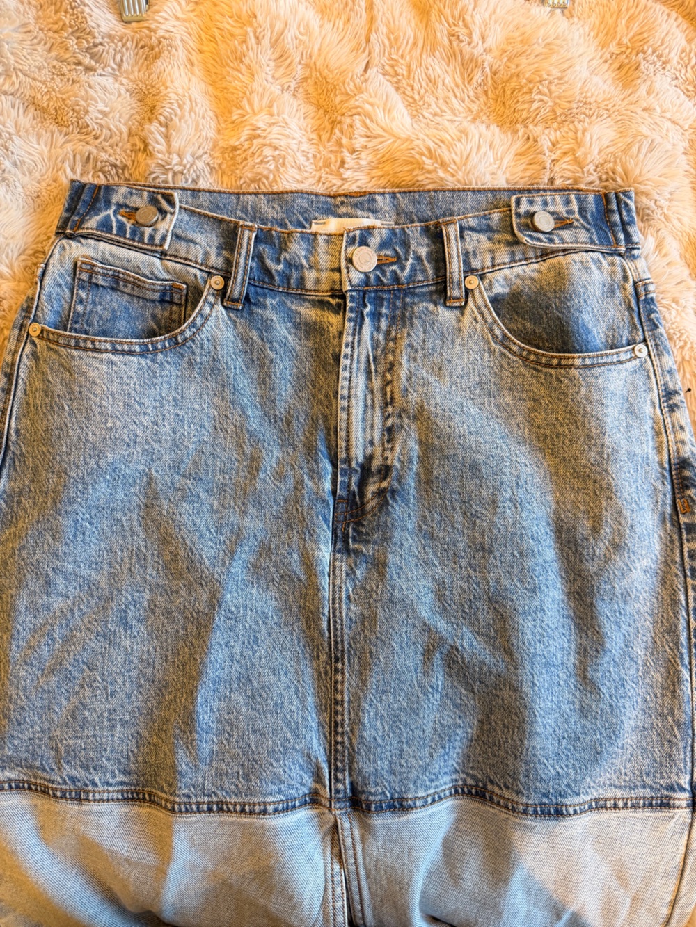 NWOT Habitual Two-Tone Denim Skirt in Blue and Light Blue - Picture 4 of 7